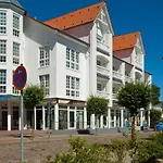 Haus Baltic 12 Mit Balkon - Zentrale Lage Im Ostseebad דירה *
