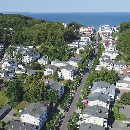 Haus Baltic 12 Mit Balkon - Zentrale Lage Im Ostseebad Sellin (Rugen)
