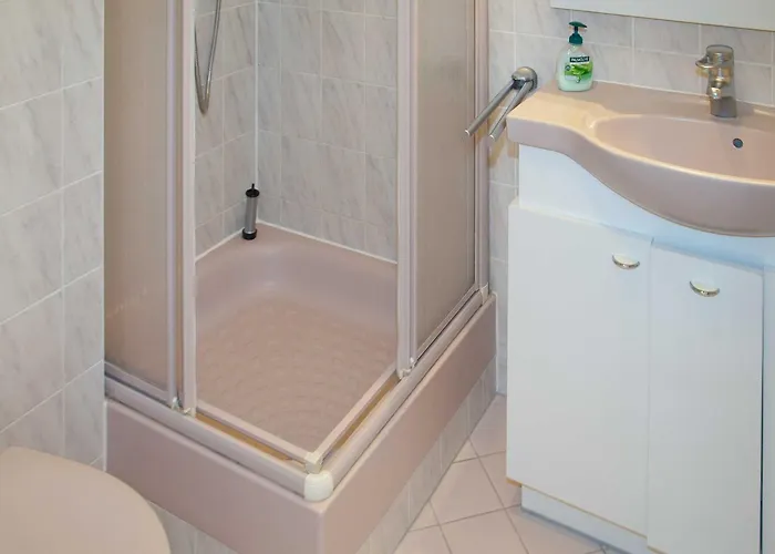 Haus Baltic 12 Mit Balkon - Zentrale Lage Im Ostseebad